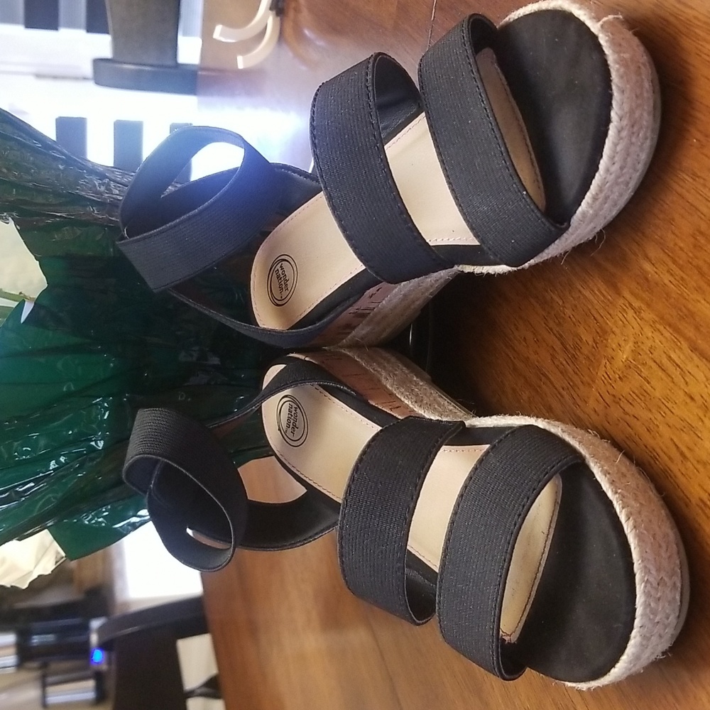 ☆Stretchy Black🌼Sandals